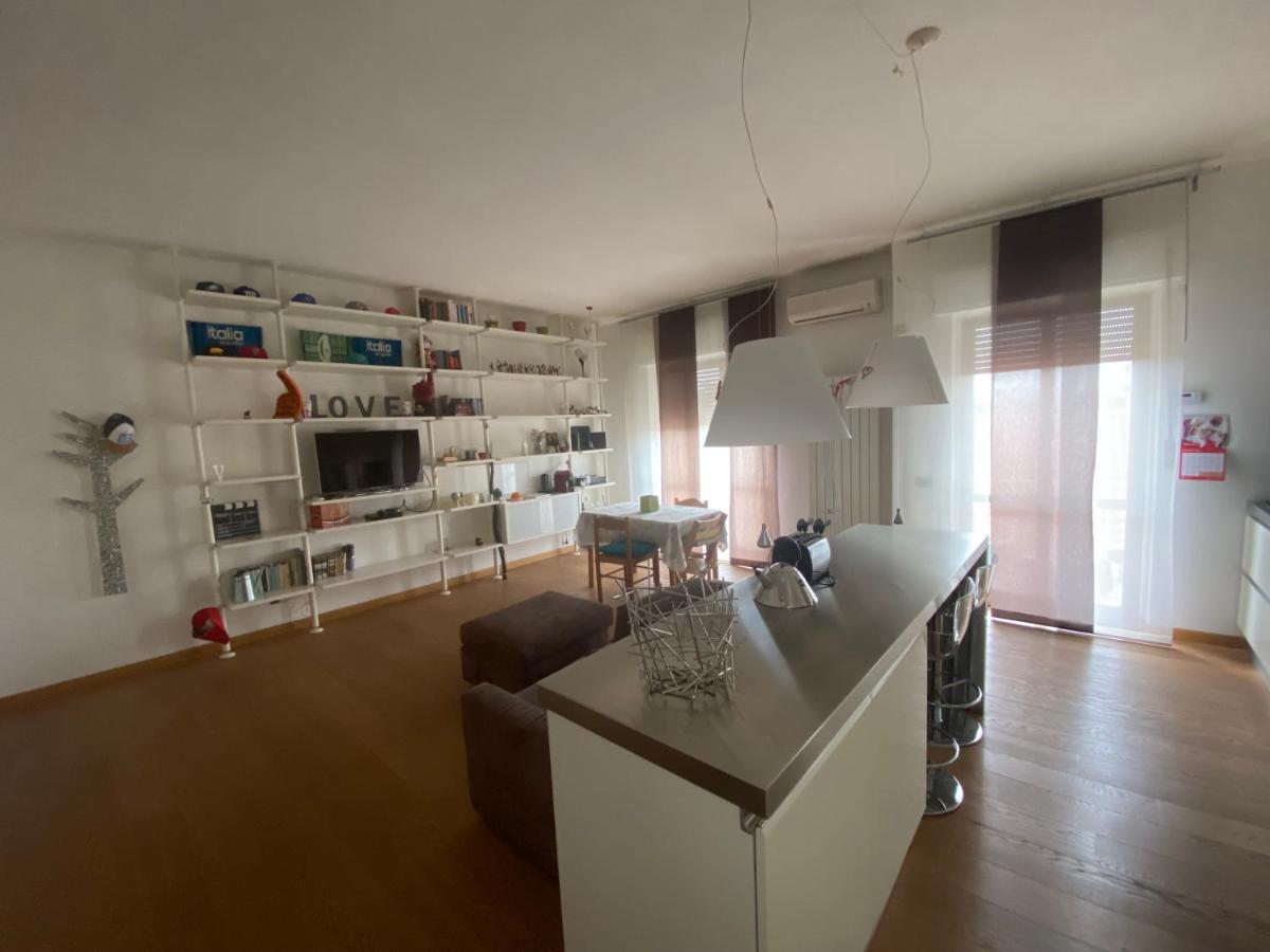 Appartamento Arredato Nepi Centro Panoramico Esterno foto